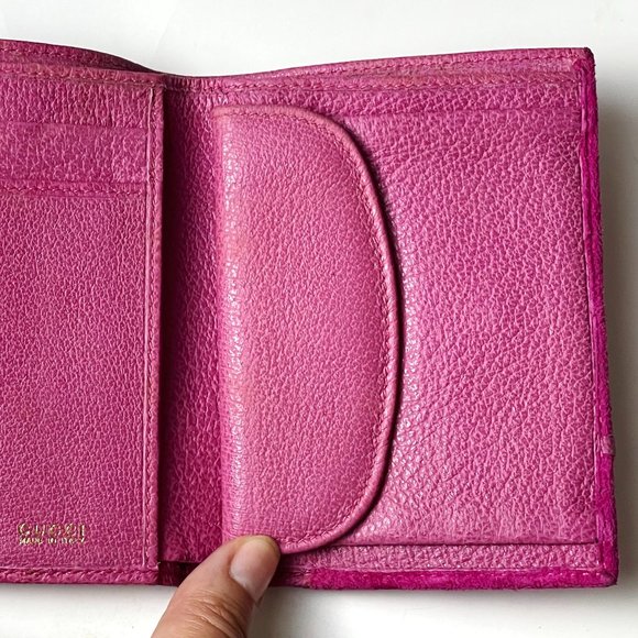 Gucci | Vintage Pink Leather and Suede Stirrup Tri-Fold Wallet - Picture 7 of 13